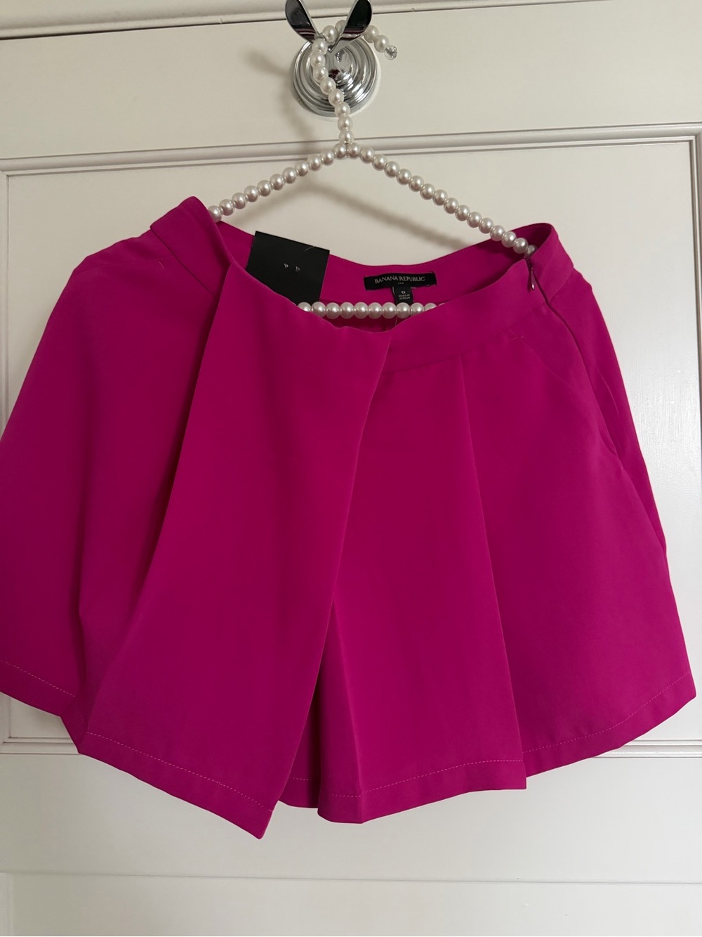 Banana Republic Hot Pink Pleated Front Skort